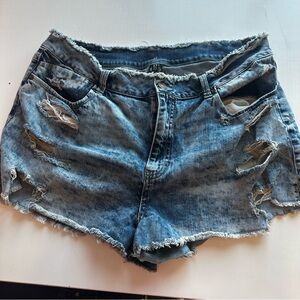 Women’s denim shorts size 17 / 33 washed‎ distressed short booty cut off blue
